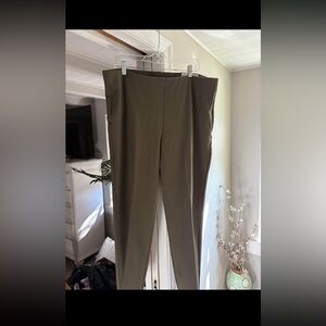 Chico’s Olive Green Women’s Stretch Ponte Pants